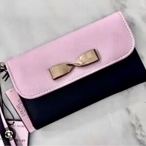 Victoria’s Secret small wristlet Purse